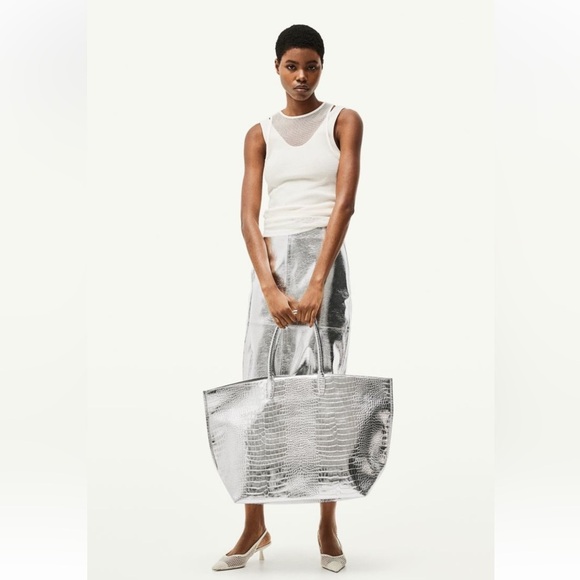 NWT H&M Studio Collection Coated Skirt Size 6 - Picture 3 of 7